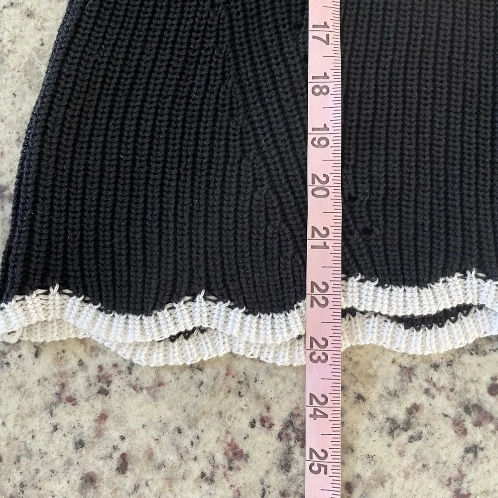 Cotton by Autumn Cashmere Sweater Vest Womens M Black Scalloped Hem Turtleneck